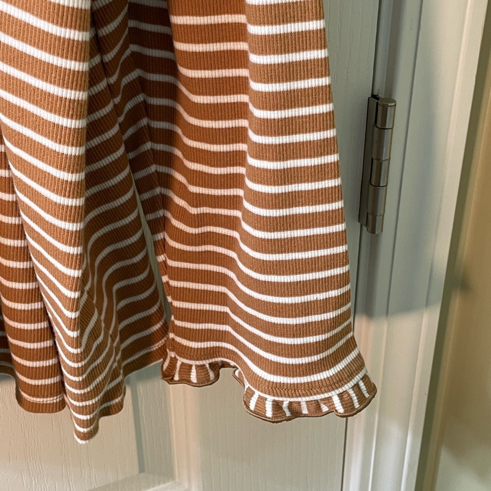 Croft & Barrow Tan and White Striped Top - Picture 7 of 9